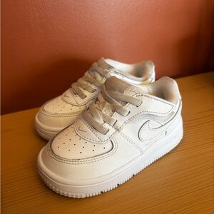 SOLD Kids Nike White Slip on Air Force One Size 7C